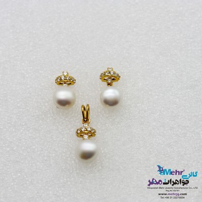 نیم ست طلا - آویز و گوشواره - طرح مروارید غلتان