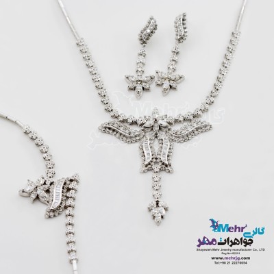 سرویس جواهر - گردنبند و گوشواره و دستبند - طرح گل مارکیز