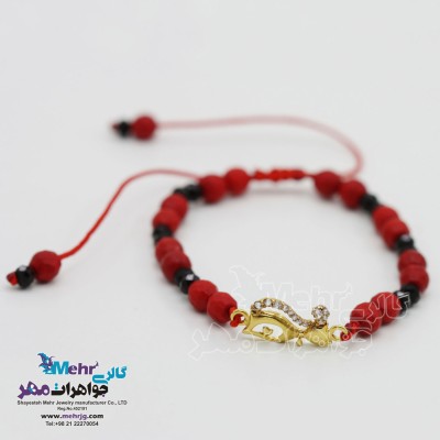 دستبند طلا و مهره - طرح گربه‌ی اشرافی