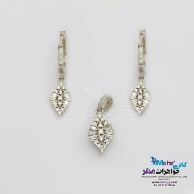 نیم ست طلا - آویز و گوشواره - طرح هندسی