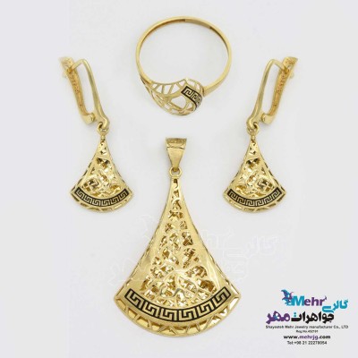 نیم ست طلا - آویز و گوشواره و انگشتر - طرح ورساچه