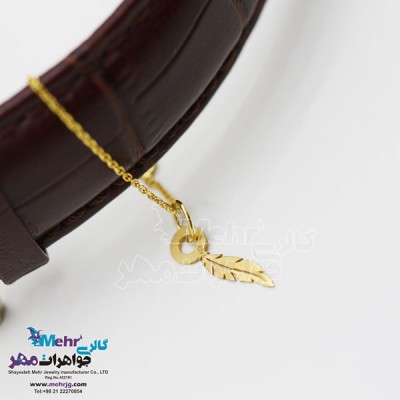 نمای دوم آویز ساعت طلا طرح پر