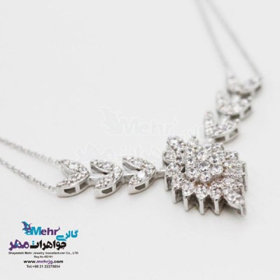 نمای دوم گردنبند جواهر - طرح مارکیز