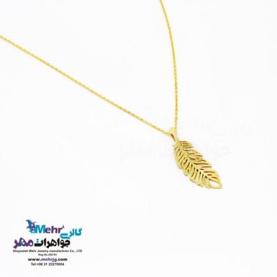 نمای دوم گردنبند طلا - طرح پر