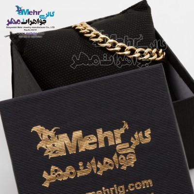 نمای دوم دستبند طلا - طرح کارتیه