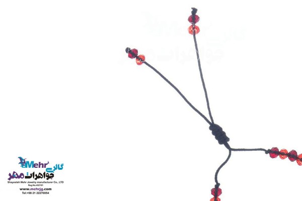 نمای دوم دستبند طلا و مهره - طرح قلب مشترک