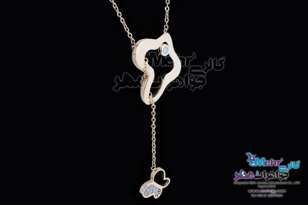 نمای دوم گردنبند طلا - طرح پروانه