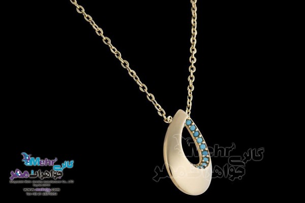 نمای دوم گردنبند طلا - طرح قطره