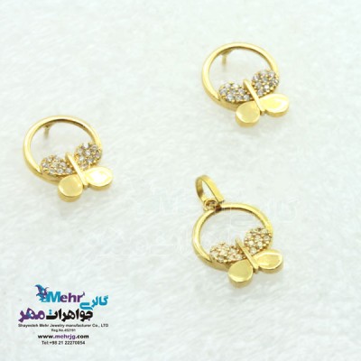 نمای دوم نیم ست طلا - آویز و گوشواره - طرح پروانه