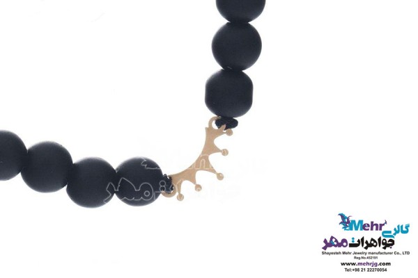 نمای دوم دستبند طلا و سنگ - طرح تاج