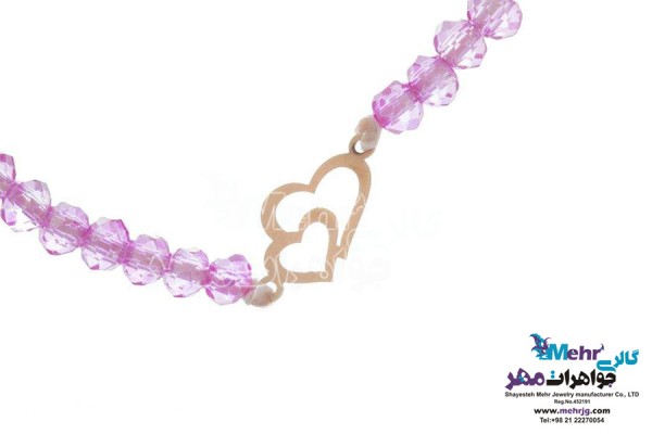 نمای دوم دستبند طلا و مهره - طرح قلب