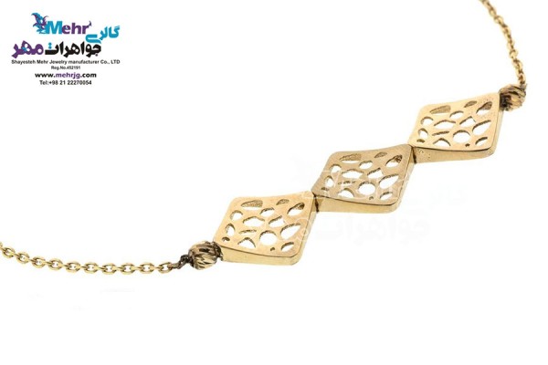 نمای دوم دستبند طلا - طرح هندسی