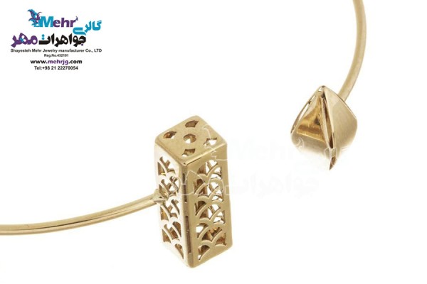 نمای دوم دستبند النگویی طلا - طرح هندسی