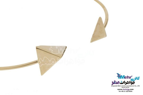 نمای دوم دستبند النگویی طلا - طرح پیرامید