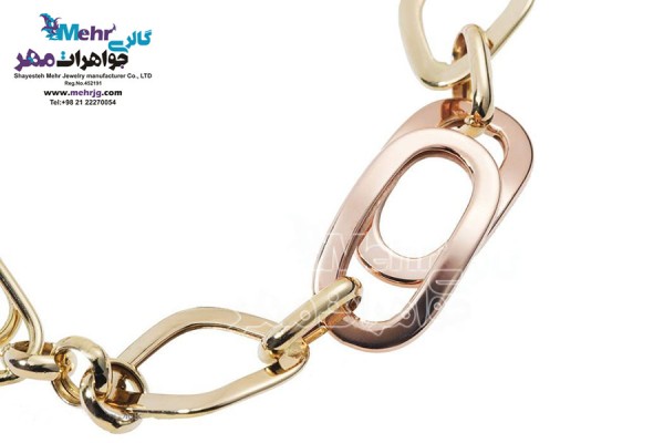 نمای دوم دستبند طلا - طرح هندسی