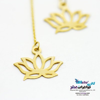 نمای دوم گوشواره طلا - طرح لوتوس
