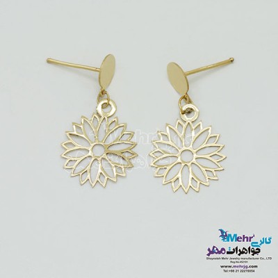 نمای دوم گوشواره طلا - طرح گل