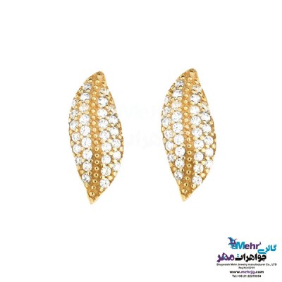 نمای دوم نیم ست طلا - آویز و گوشواره - طرح برگ