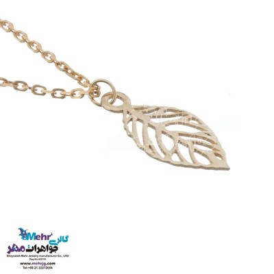 نمای دوم آویز ساعت طلا - طرح برگ