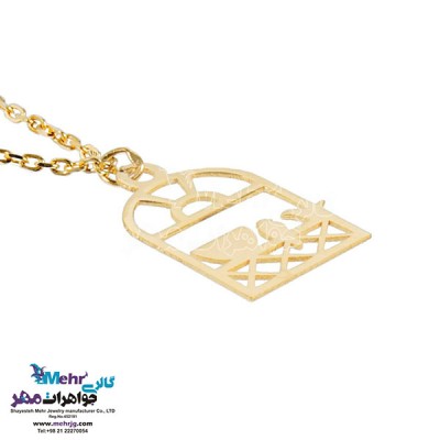 نمای دوم آویز ساعت طلا - طرح پنجره