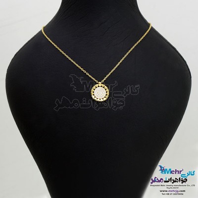 نمای دوم گردنبند طلا - طرح قلب