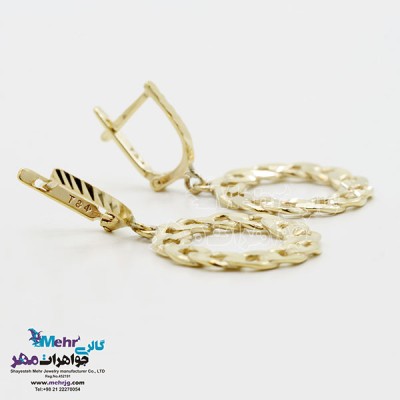 نمای دوم گوشواره طلا - طرح کارتیه
