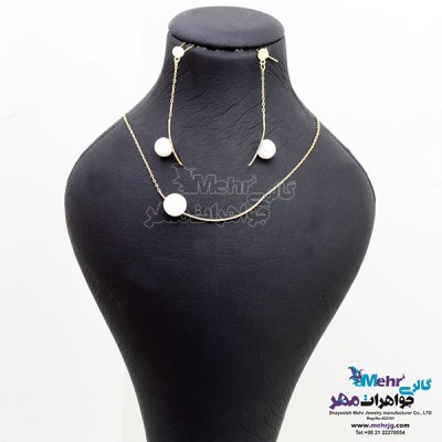 نمای دوم نیم ست طلا - گردنبند و گوشواره - طرح منحنی