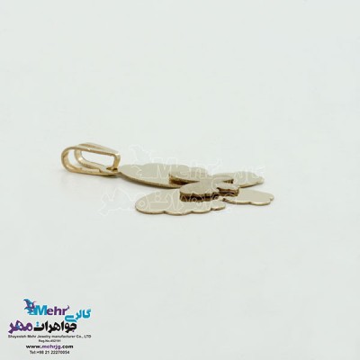 نمای دوم آویز طلا - طرح پروانه