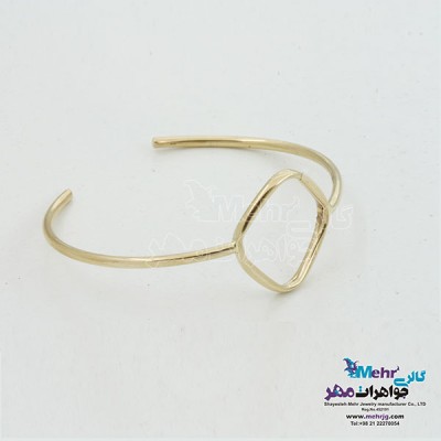 نمای دوم دستبد طلا - طرح هندسی