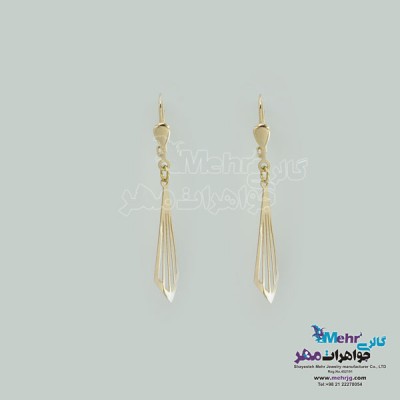 نمای دوم گوشواره طلا - طرح هندسی خطی