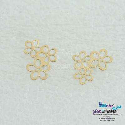 نمای دوم گوشواره طلا - طرح شکوفهی سیب