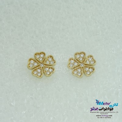 نمای دوم گوشواره طلا - طرح گل پنج پر