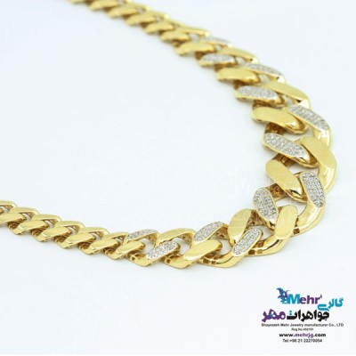 نمای دوم گردنبند طلا - طرح کارتیه
