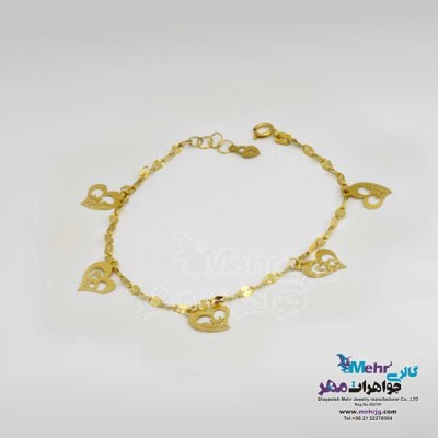 نمای دوم دستبند طلا - طرح قلب