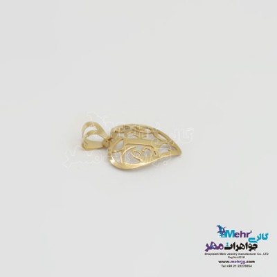 نمای دوم آویز طلا - طرح حروف الفبای لاتین