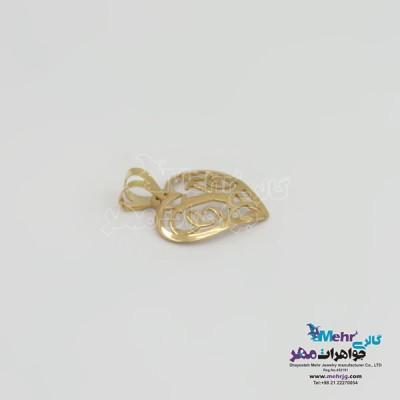 نمای دوم آویز طلا - طرح حروف الفبای لاتین