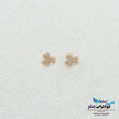 نمای دوم گوشواره طلا - طرح شبدر