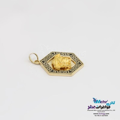نمای دوم آویز طلا - طرح ورساچه