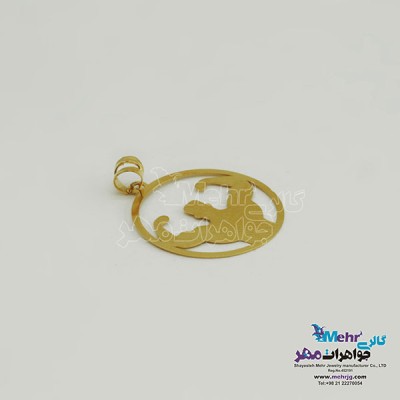 نمای دوم آویز طلا - طرح بدنسازی