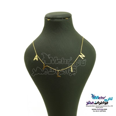 نمای دوم گردنبند طلا - طرح اسم آیلین