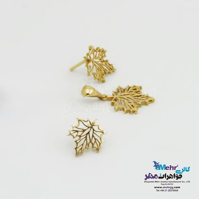 نمای دوم نیم ست طلا - آویز و گوشواره - طرح برگ