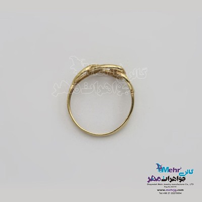 نمای دوم انگشتر طلا- طرح کارتیه