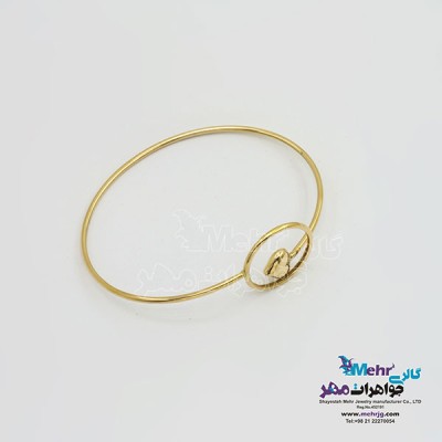 نمای دوم دستبند النگویی طلا – طرح قلب و دایره