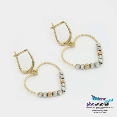 نمای دوم گوشواره گیره ای طلا - طرح قلب