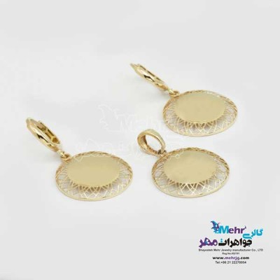 نمای دوم نیم ست طلا - آویز و گوشواره - طرح خورشید