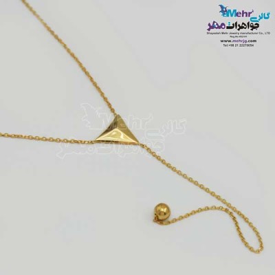 نمای دوم گردنبند طلا – طرح پیرامید