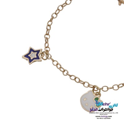 نمای دوم دستبند طلا - طرح کیتی