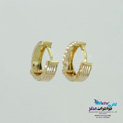 نمای دوم گوشواره طلا - طرح حلقه ای
