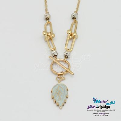 نمای دوم گردنبند طلا - طرح برگ