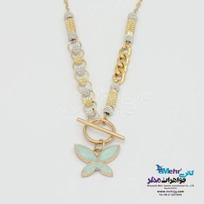نمای دوم گردنبند طلا - طرح پروانه